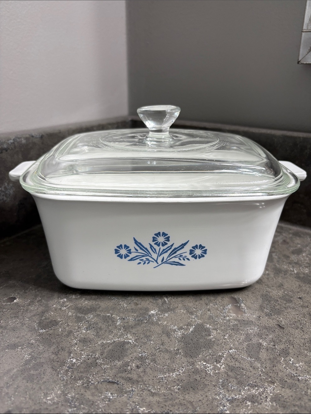 Corningware White Casserole with Blue Floral Pattern and Glass Lid 48 Ounces.